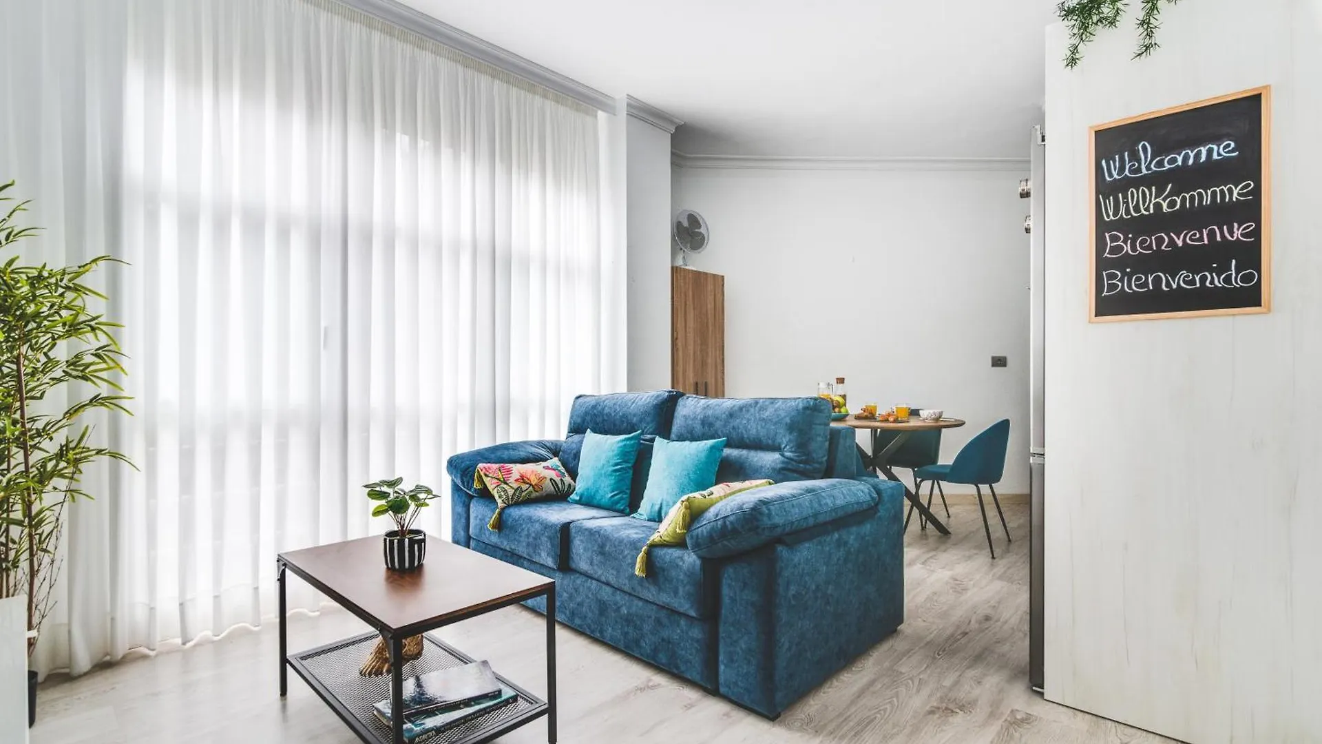 Home2Book Design Cool Center Apt Las Palmas 아파트 라스팔마스